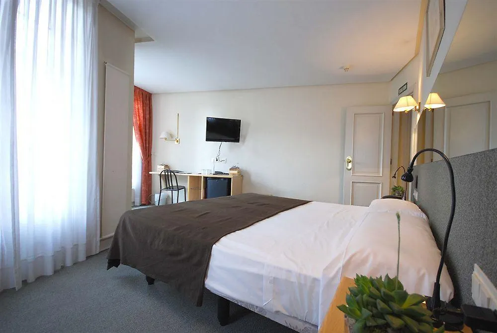 Hotel Avenida Pampelune